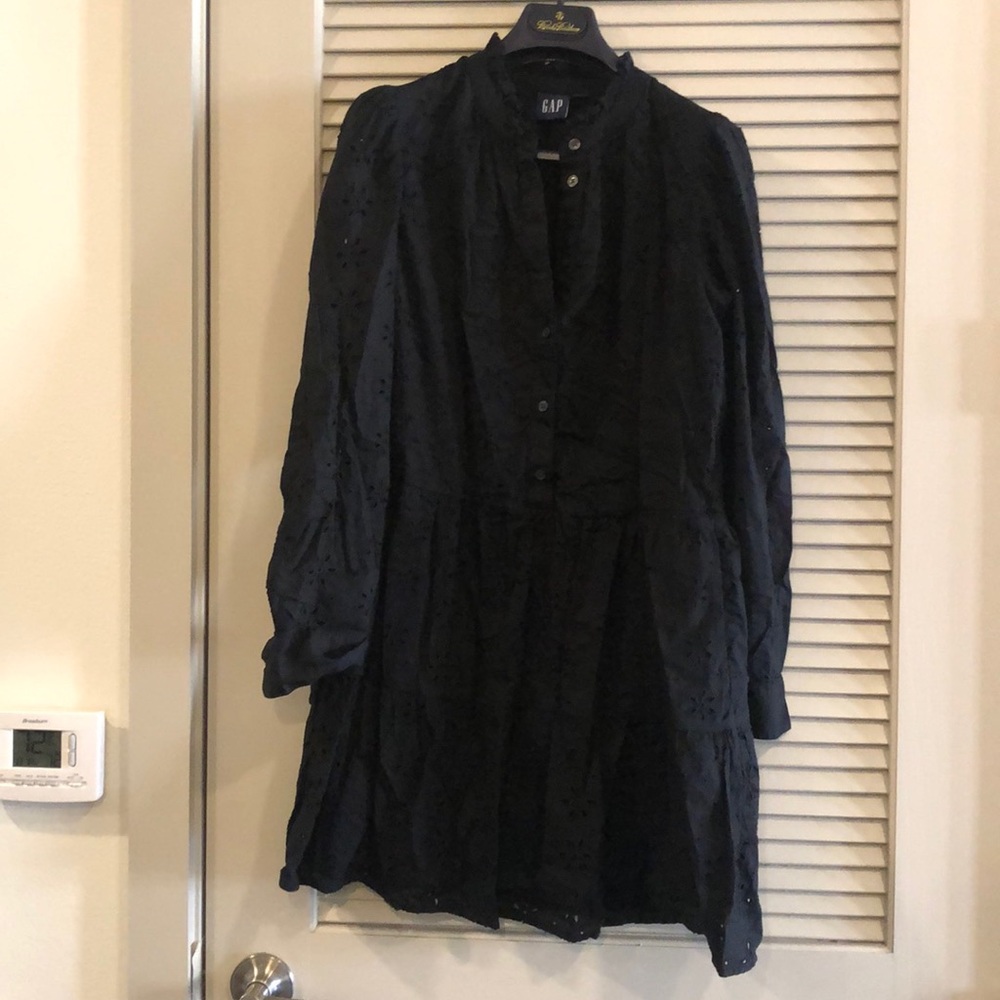 NWOT Women's Gap Eyelet Tiered Mini Shirtdress Size Small